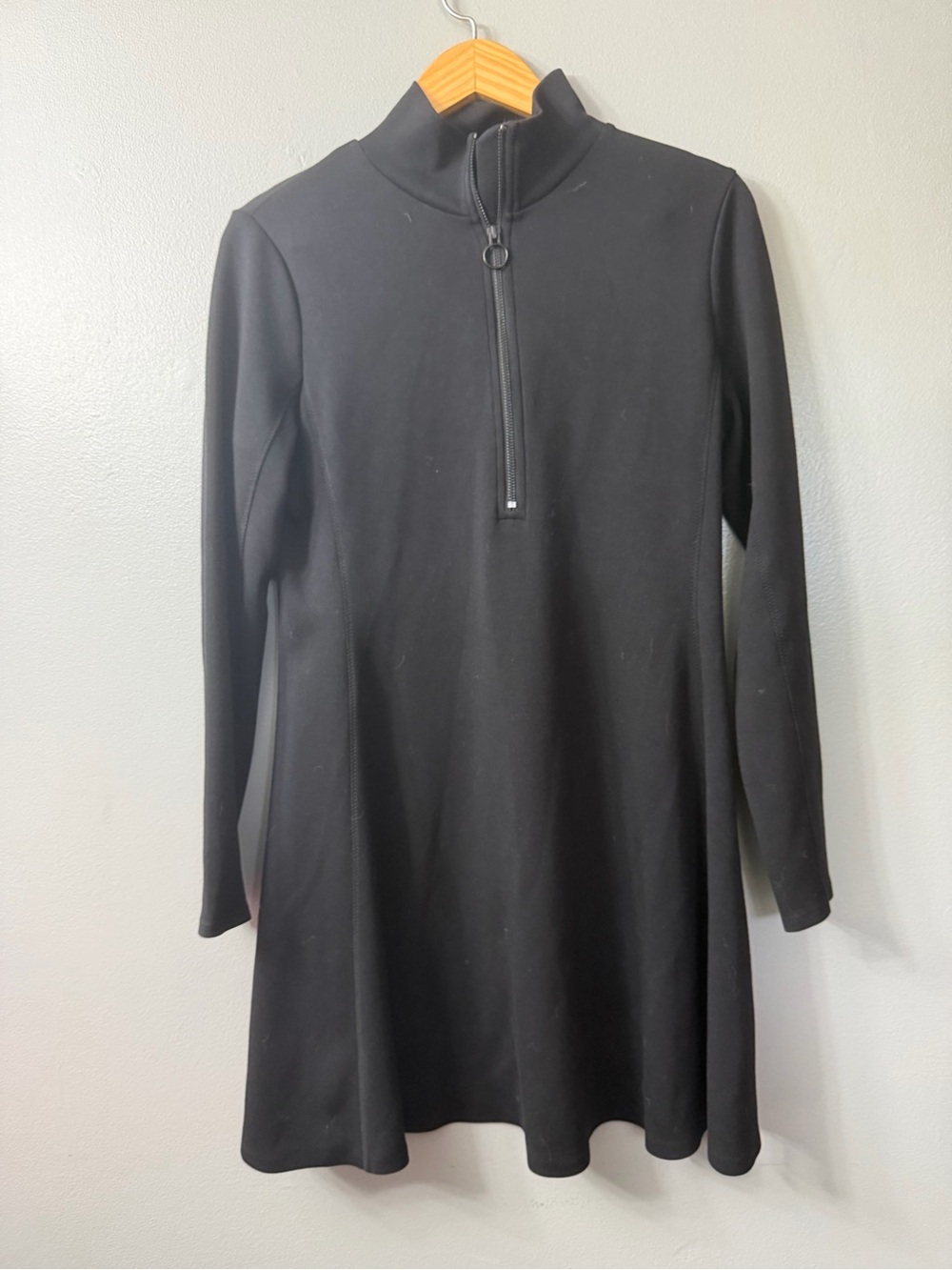 Athletes Black Long-Sleeve Zip Neck A-Line Dress medium